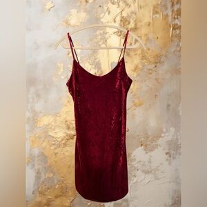 ❤️🎀 EUC Forever 21 Red Velvet Dress